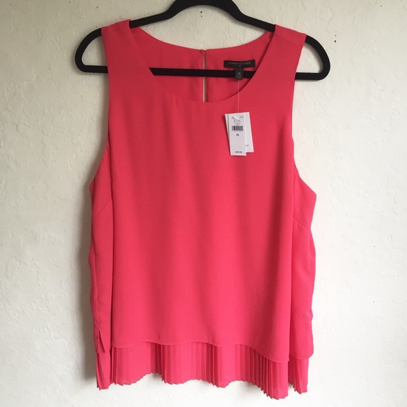 Banana Republic Factory Tops - Melon/Coral Tank with Pleats XL